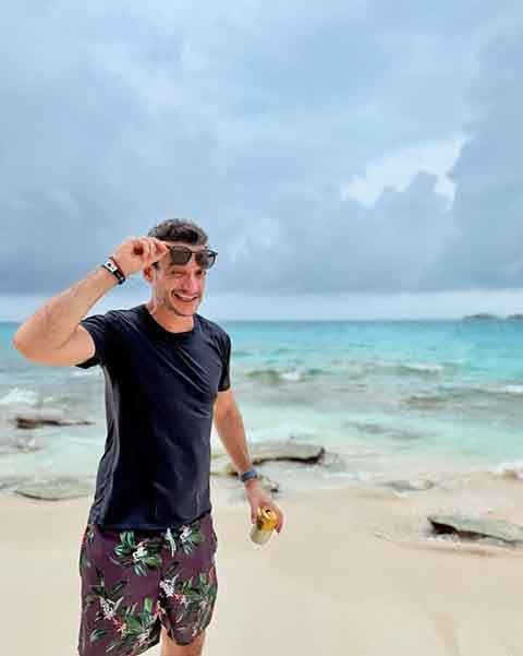 Sei que isso faz diferença aqui no meu trabalho todos os dias. Sem clima de despedida, porque ainda faltam dois meses. Estarei a poucos passos de distância das redações e dos estúdios, completou.