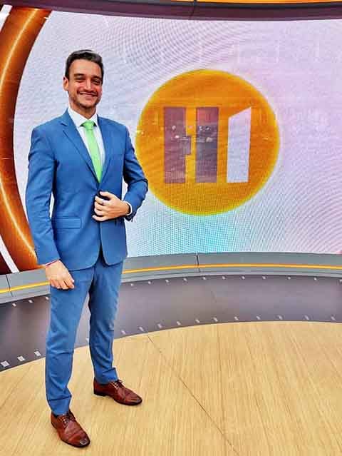 De acordo com o G1, Bonner ficará à frente do telejornal até 3 de novembro, quando César Tralli assumirá o posto ao lado de Renata Vasconcellos. Roberto Kovalick, por sua vez, deixa o Hora 1 para assumir o Jornal Hoje.