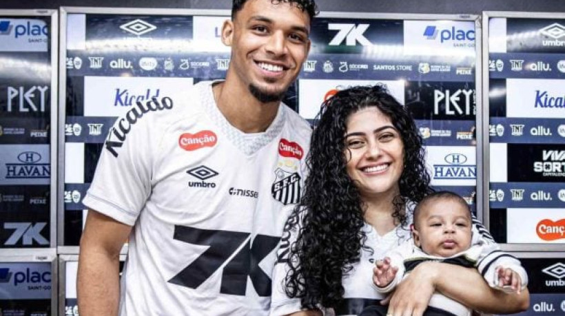 Meia de 21 anos chega por empréstimo do Flamengo e projeta evolução com o ídolo no dia a dia do Peixe