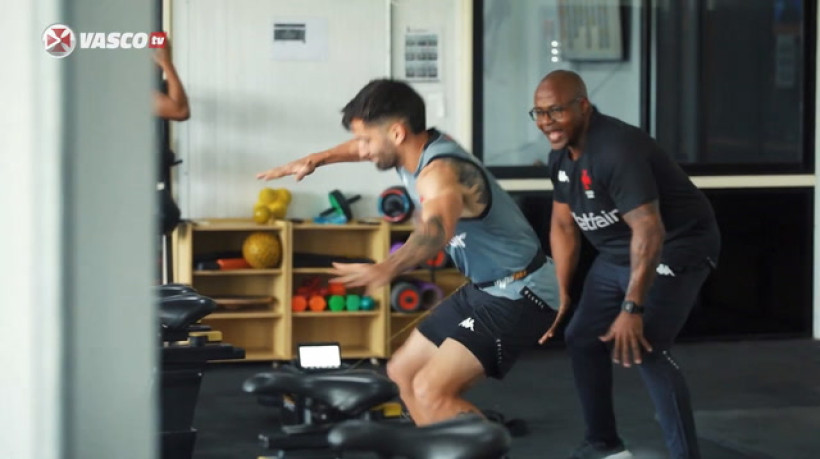 Vasco segue rotina intensa de treinos visando o Botafogo