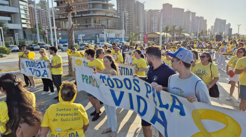 Imagem de apoio ilustrativo. Caminhada pela Vida na avenida Beira Mar, em Fortaleza, 2024, chama atenção para o Setembro Amarelo; saiba o que significa