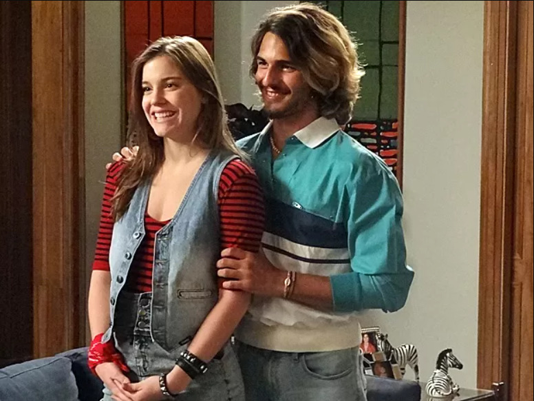 Estreou no horário nobre na segunda fase de Em Família (2014) como a jovem Shirley e, em 2015, interpretou Daniele em Boogie Oogie, personagem que retorna ao Brasil após morar na Argentina, se apaixona e descobre gravidez envolvendo parentesco inesperado.
