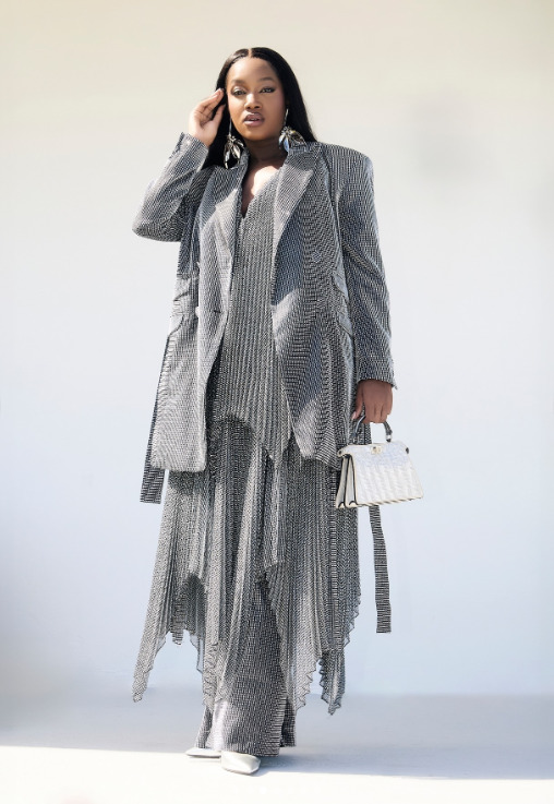 Pelo seu trabalho, Iza já recebeu quatro indicações ao Grammy Latino. Os seus dois álbuns de estúdio concorreram a Melhor Álbum Pop Contemporâneo em Língua Portuguesa: “Dona de Mim”, em 2018, e “Afrodhit”, em 2024.
