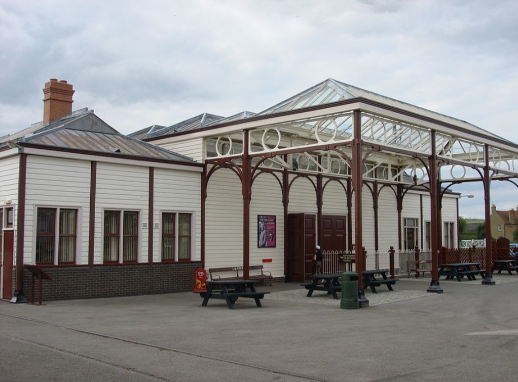 A sociedade não é uma empresa que comercializa transporte a vapor: é um clube/museu voltado à restauração, exibição e operação de material rodante histórico, apoiado em voluntariado e eventos  .
