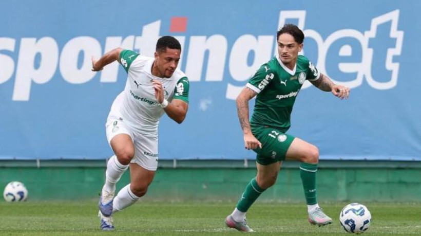 Raphael Veiga, em transição, e Mauricio, em cronograma individualizado após dores lombares, trabalharam à parte com o NSP alviverde