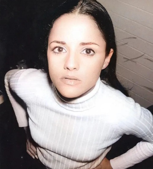 Seu talento rapidamente se destacou entre os demais atores, levando-a a participar de importantes produções ao longo das décadas de 1960 e 1970.