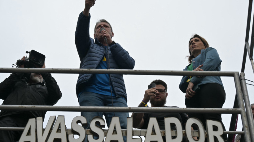Tarcísio participou de protesto bolsonarista na Avenida Paulista, em São Paulo, em favor de anistia para envolvidos em ataques golpistas no 8 de janeiro
