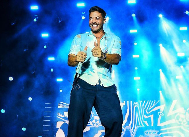 Os ingressos, que custavam a partir de R$ 5.408 por pessoa, esgotaram rapidamente.