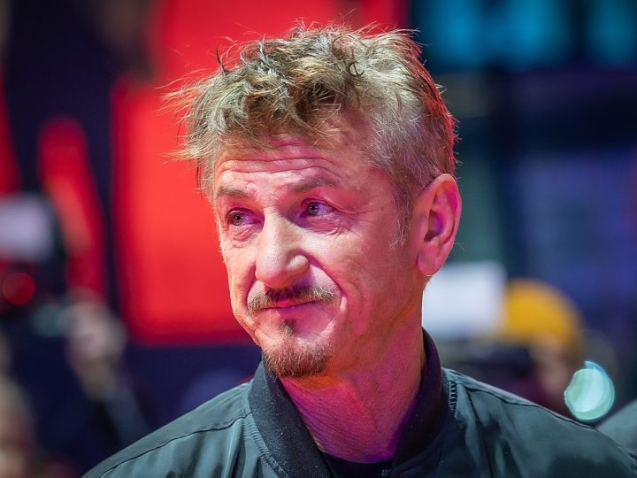 O ator e cineasta Sean Penn será produtor executivo de Manas, primeiro longa de ficção da diretora brasileira Marianna Brennand. O filme, rodado na Amazônia, já recebeu 26 prêmios em festivais e pode representar o Brasil no Oscar de 2026.