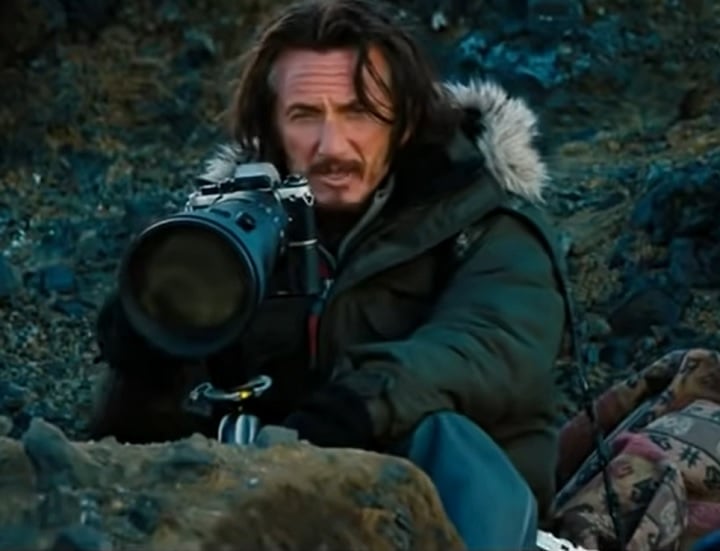 Outros exemplos de filmes marcantes na carreira de Sean Penn são 21 Gramas (2003), Árvore da Vida (2011) e A Vida Secreta de Walter Mitty (2013).