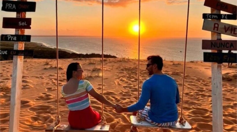 Com cerca de 100 metros de altura, a duna serve ainda de orientação para a comunidade de pescadores quando estão em alto mar