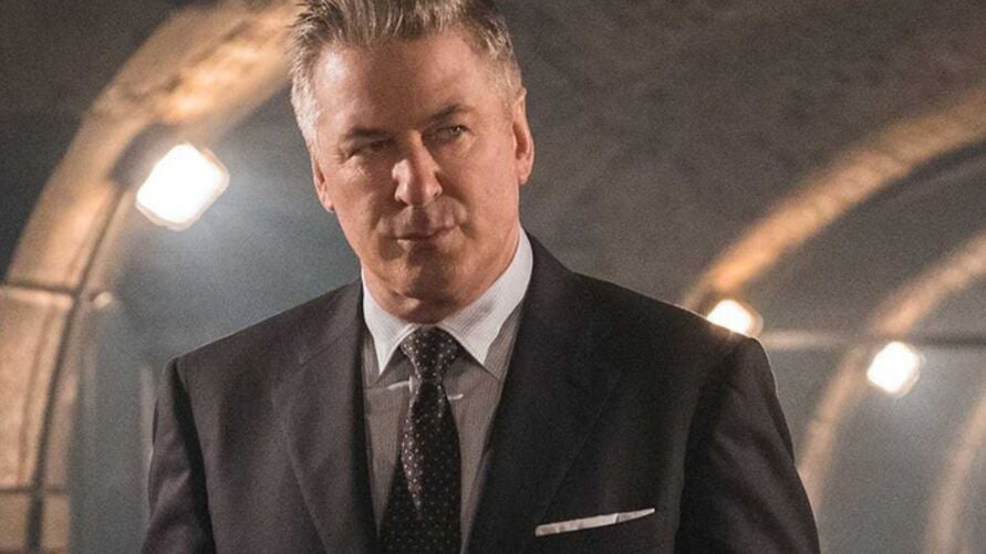Um dos grandes atores de Hollywood, o norte-americano Alec Baldwin completou 67 anos em 3 de abril de 2025. Relembre a trajetória dele, que já teve até polêmica envolvendo morte com arma de fogo!