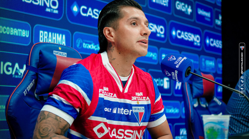 O meia colombiano Yeison Guzmán foi apresentado oficialmente pelo Fortaleza na última terça-feira, 9 de setembro