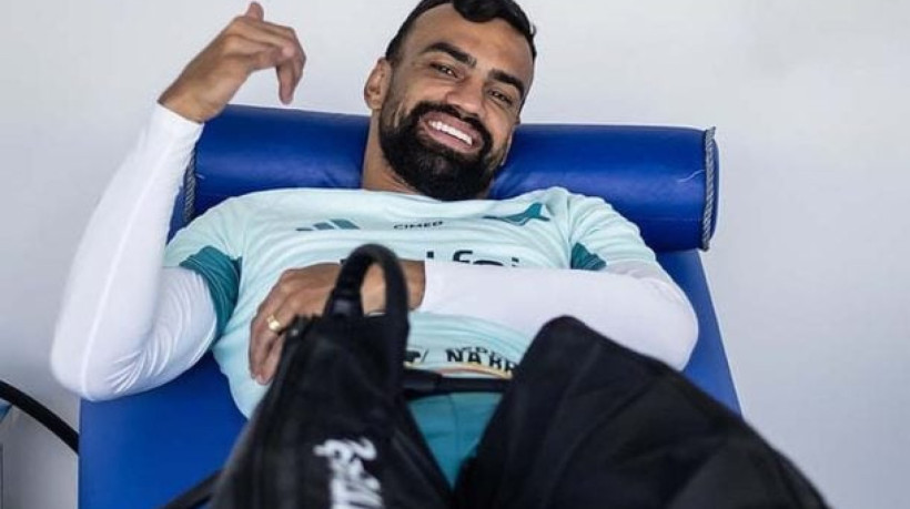 Zagueiro teve logística especial depois de ser titular da Seleção e participou da última atividade antes do jogo contra o Galo