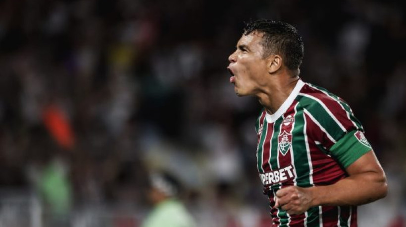 Zagueiro do Fluminense se emociona com o gol da classificação para a semifinal da competição: 