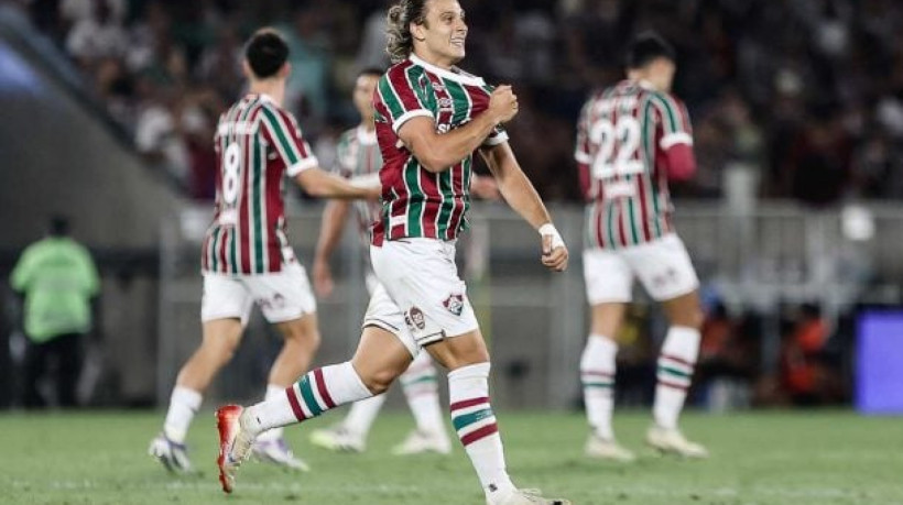 Ídolo marca aos 38 minutos do segundo tempo e garante classificação do Tricolor no torneio. Canobbio, de pênalti, abriu o placar