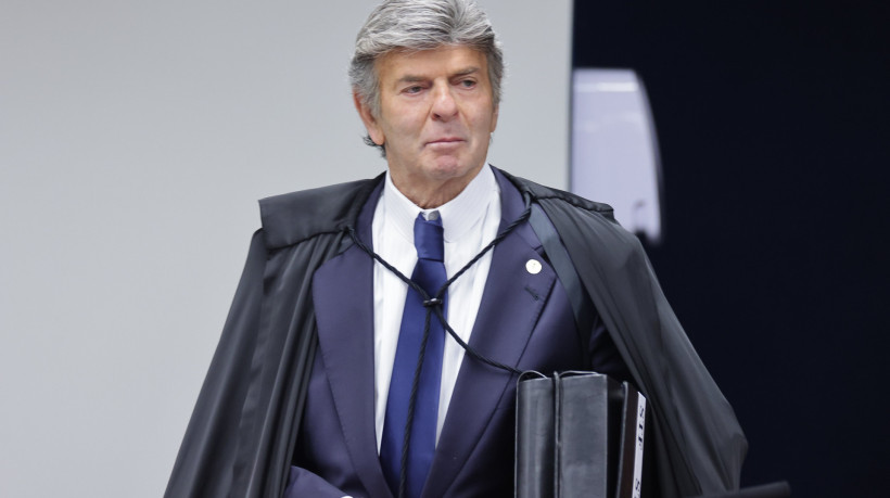 Ministro Luiz Fux profere seu voto no julgamentos da ação penal 2668