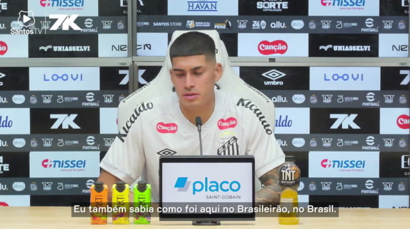 Adonis Frías: 'Vojvoda sabe o que posso entregar em campo'