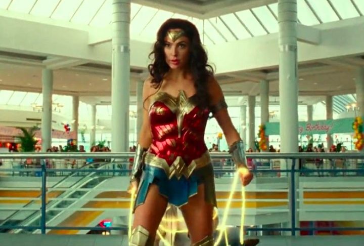 Gadot voltou a interpretar a personagem em Liga da Justiça, de 2017, e Mulher-Maravilha 1984, de 2020.