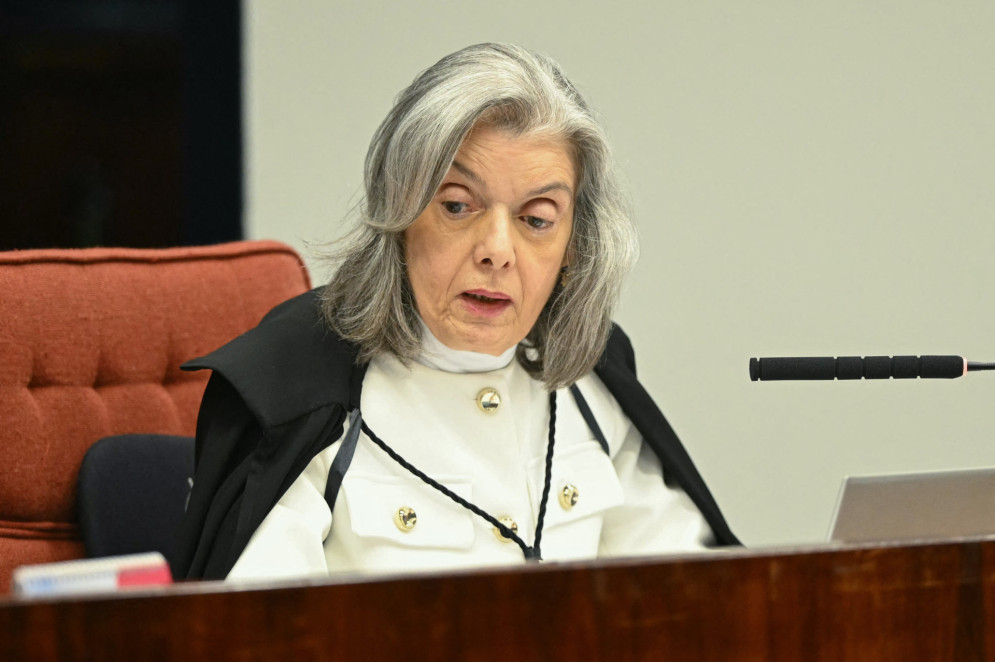 Ministra Cármen Lúcia, do STF, no julgamento de Bolsonaro (Foto: EVARISTO SA / AFP)