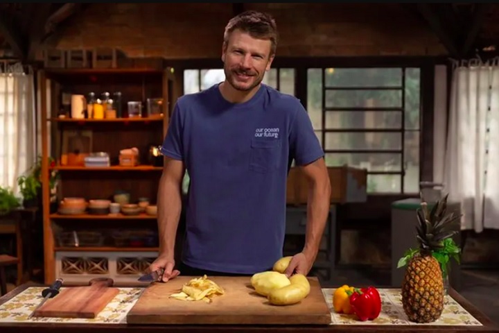 Apesar de ainda aparecer na TV, Rodrigo Hilbert não trabalha mais exclusivamente para nenhuma emissora. 
Ele deixou o GNT em dezembro 2023, onde apresentava Tempero de Família e Bem Juntinhos.