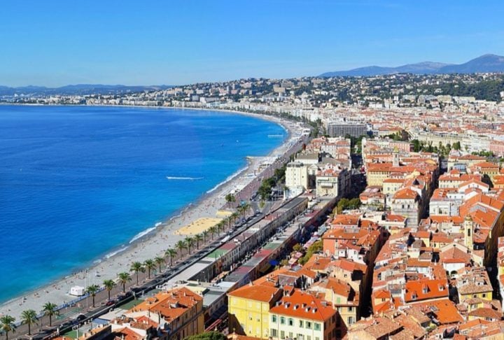 10) Nice (França), 60 pontos: Localizada na Riviera Francesa, Nice é um paraíso à beira-mar conhecido por suas praias ensolaradas e elegância mediterrânea.