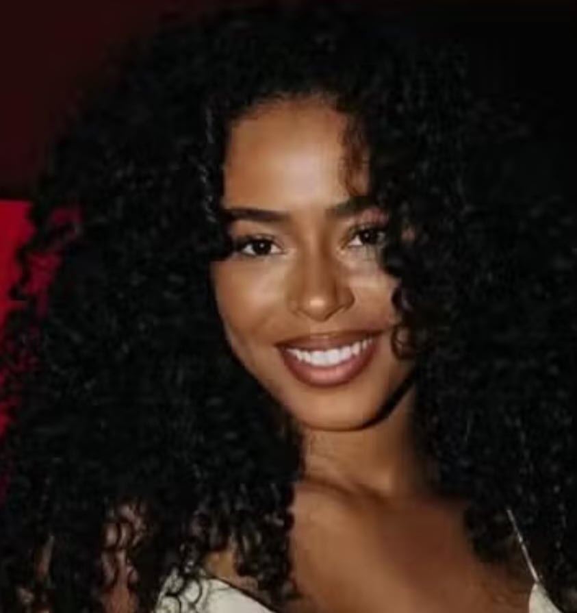 A influenciadora Lorena Maria contou aos seguidores que transferiu por engano R$ 4 mil para a conta errada. O valor foi devolvido pela pessoa que recebeu o dinheiro indevidamente, surpreendendo pela honestidade.
