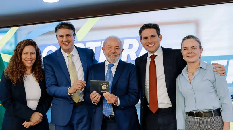 A Carteira Nacional de Docente no Brasil (CNDB) dará benefícios aos professores da rede pública e privada 