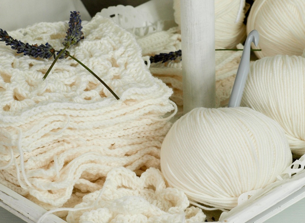 É, portanto, uma oportunidade para crocheteiras e crocheteiros ao redor do mundo compartilharem suas habilidades nesta arte única e inspiradora. 