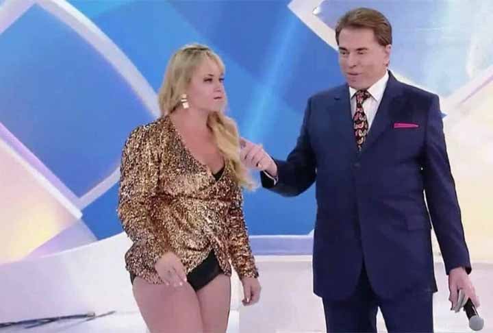 Flor também se tornou conhecida como jurada do Show de Calouros do SBT. O primeiro contrato com Silvio, ainda criança, foi entre 1967 e 1968, quando junta de seu avô recebeu um prêmio do Baú da Felicidade. Posteriormente, tornou-se jurada, onde ganhou repercussão nacional.