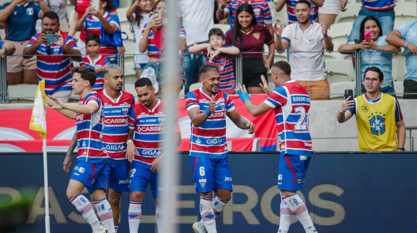 Breno Lopes e Bruno Pacheco marcaram os gols do Leão na estreia do novo comandante argentino
