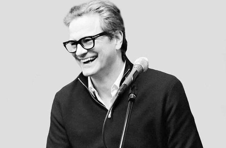 Firth esteve cotado para ser a voz do adorável Urso Paddington, mas foi substituído por Ben Whishaw. A decisão foi tomada por sua voz ter sido considerada “muito charmosa e madura” para o personagem, revelando como até seu timbre carrega uma marca de sofisticação.