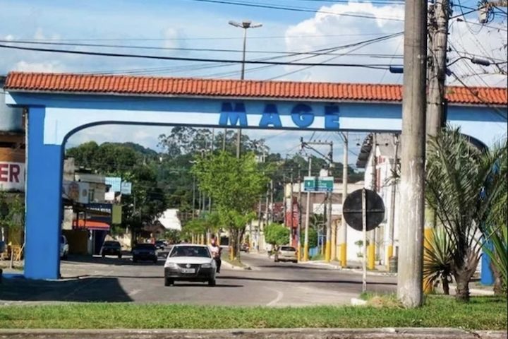 No entanto, como muitos municípios da Baixada Fluminense, hoje em dia Magé enfrenta desafios socioeconômicos, como infraestrutura precária em várias áreas.