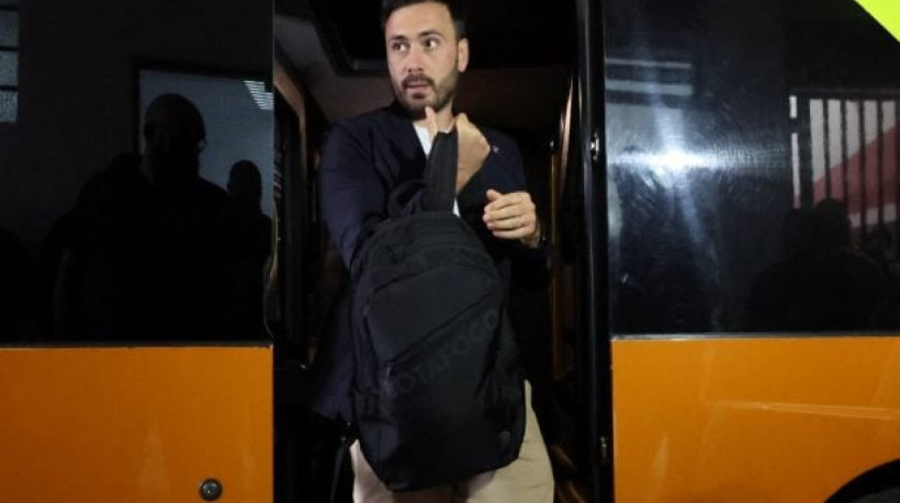 Treinador de apenas 36 anos do Glorioso amarga duros golpes em seu início de carreira 