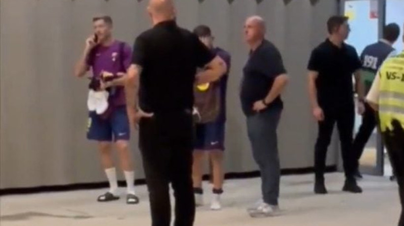 Situação inusitada após a goleada sobre o Valencia, no Estádio Johan Cruyff, pela quarta rodada do Campeonato Espanhol