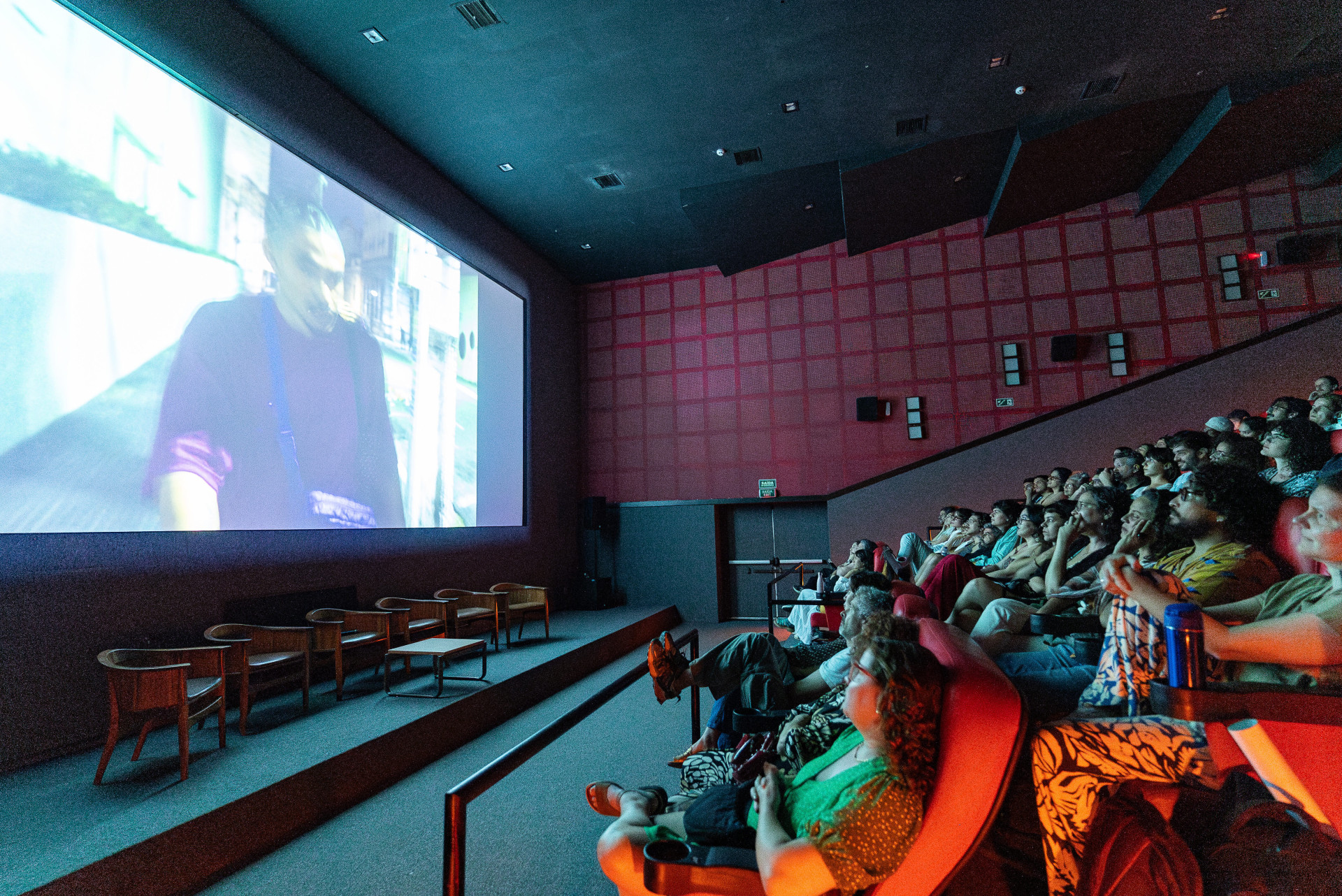 Há 12 anos o Cinema do Dragão resiste como o último cinema de rua com programação comercial em Fortaleza (Foto: ARTUR LUZ/DIVULGAÇÃO
)