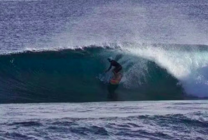 Ele havia entrado no mar cerca de meia hora antes do ataque, em uma rotina que repetia há anos sem maiores problemas.
