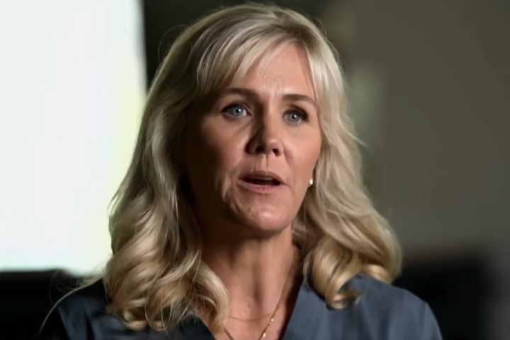 A Alpha School foi cofundada pela podcaster e influenciadora Mackenzie Price, que enxerga a sua proposta como algo visionário.