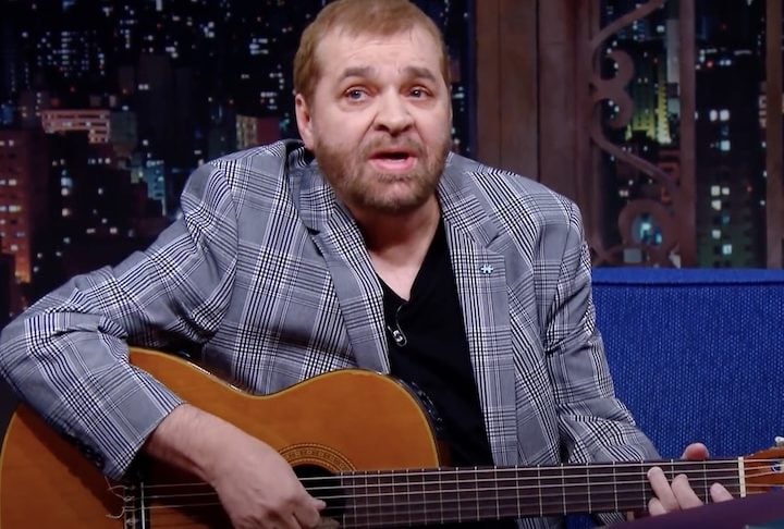 A faixa já foi interpretada por Caetano Veloso, Paulinho Moska e Elymar Santos, além de ter sido regravada em outros idiomas.