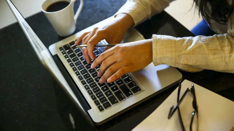 O uso da Inteligência Artificial já é algo comum no cotidiano das pessoas 