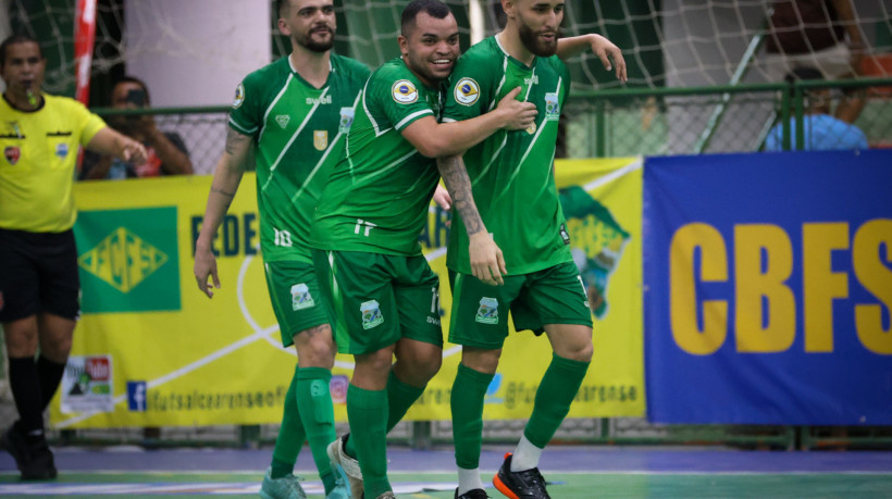 Joalison, Sapinho e Gerryn marcaram os gols do Verdão