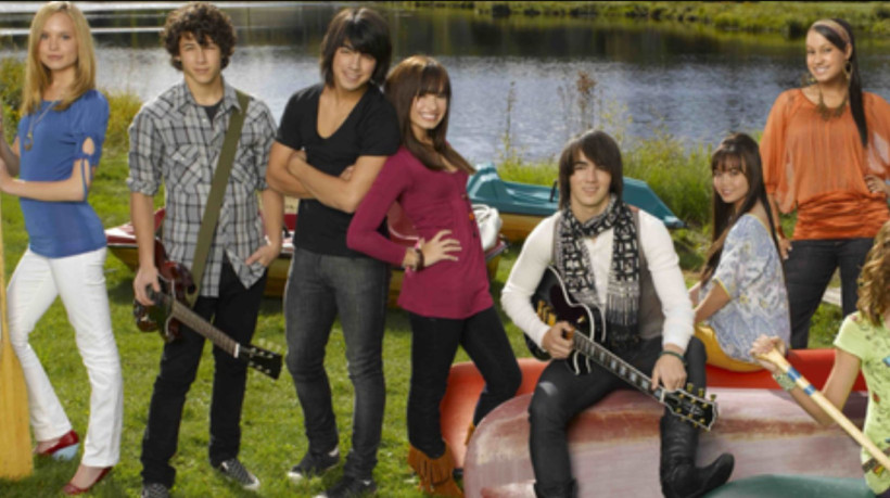  Jonas Brothers retornam em 