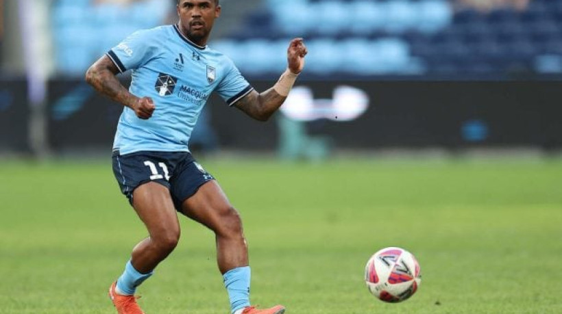Atacante, que teve problemas pessoais, chega a comum acordo para deixar o Sydney FC, depois de 25 partidas, seis gols e oito assistências