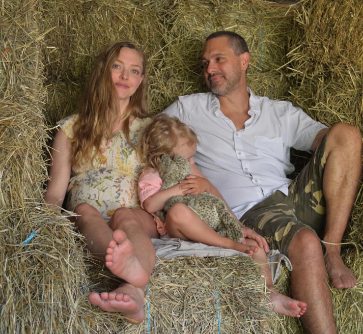 Na vida pessoal, Amanda é casada desde 2017 com o ator Thomas Sadoski, com quem tem dois filhos: Nina, que nasceu em 2017 e Thomas, nascido em 2020.  
