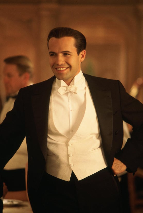 Como principal antagonista, tenta impedir o romance dela com Jack Dawson, chegando a agir com violência. Por esse papel, recebeu indicações ao MTV Movie Award na categoria de melhor vilão e venceu o Blockbuster Entertainment Award como ator coadjuvante favorito em drama.
