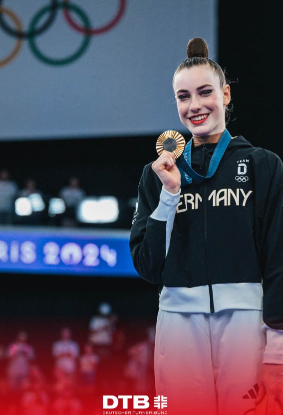 Aos 18 anos, Darja é destaque da modalidade. Campeã olímpica em Paris e vencedora das cinco provas individuais no Mundial de Valência 2023, conquistou mais um ouro no Rio.
