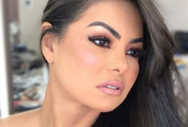 Paulinha Abelha morreu no dia 23/02/22, devido a uma infecção grave no Sistema Nervoso Central. Ela tinha 43 anos. A cantora passou por vários dias internada em um hospital em Aracaju, mas não resistiu. A infecção causou problemas em diversos órgãos.