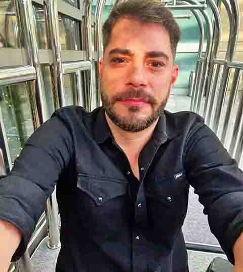 Evaristo, que depois conseguiu se recuperar,  também descreveu sua sensação de desgaste constante na época da doença: “Eu me sinto definhando, é como defino para o médico. Todos os dias eu me sinto definhando. Perco meio quilo por dia... Posso comer qualquer coisa, mas não para dentro de mim.