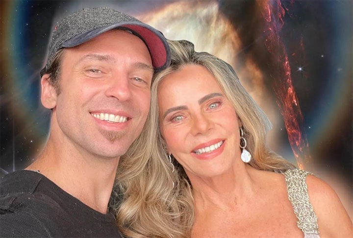 O filho Kim admira a mãe e já postou homenagens a ela na web: A mãe mais linda do mundo.