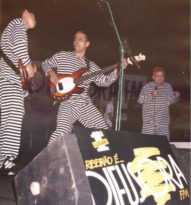 O sucesso foi estrondoso. Eles não paravam de se apresentar em shows pelo Brasil, sempre de forma divertida e com grande retorno do público. 